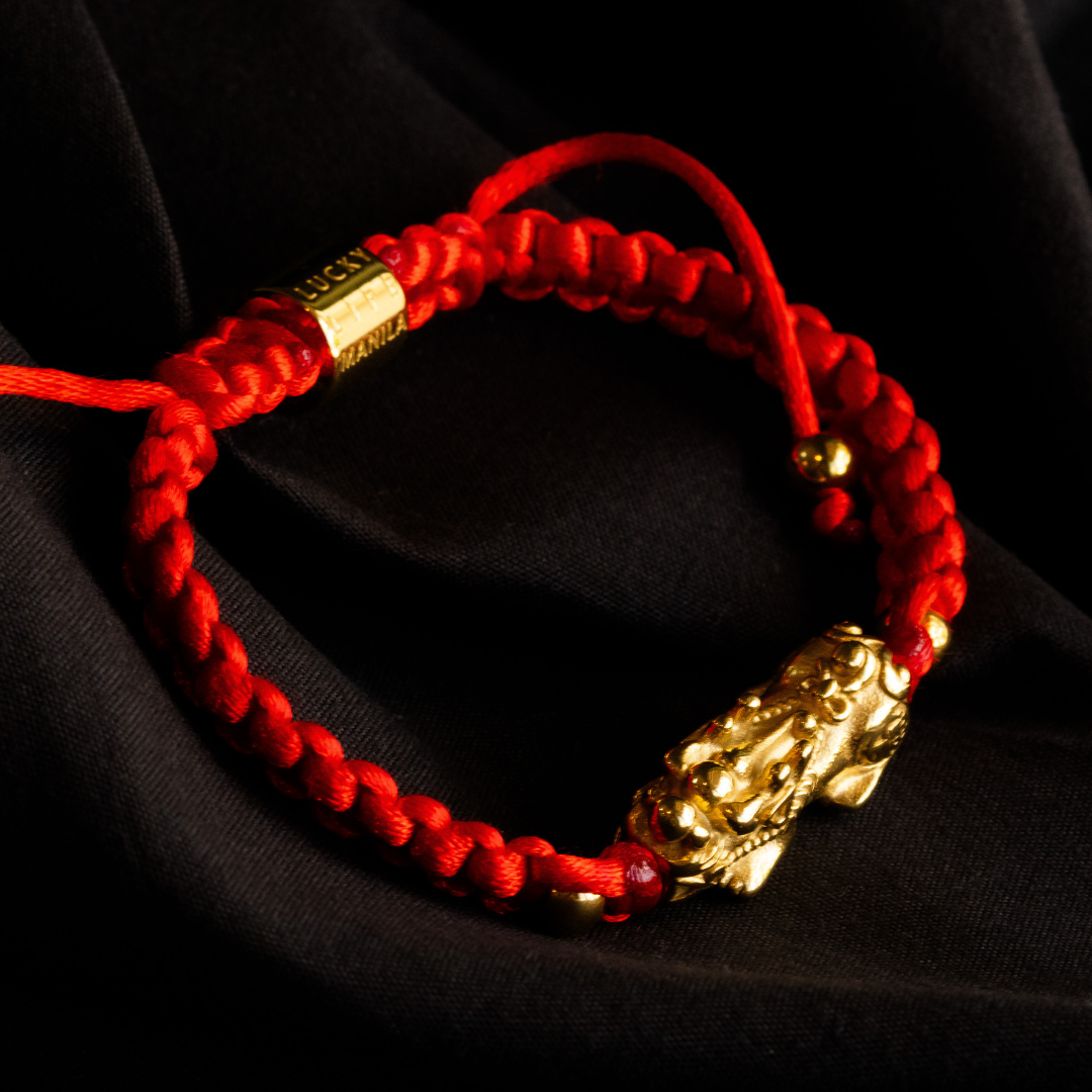 Lucky Piyao in Tibetan Red String Bracelet