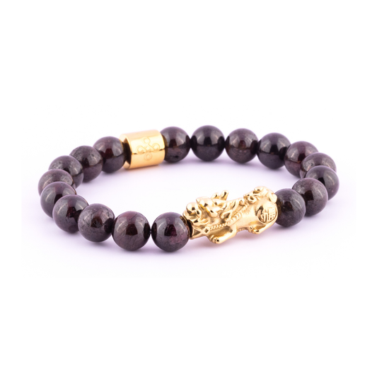 Lucky Piyao in Natural Garnet Bracelet